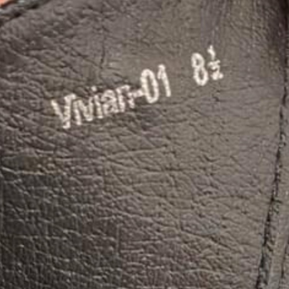 Leather suede booties - Picture 3 of 5